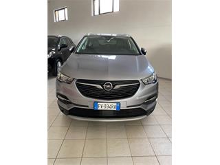 Emmeauto autosalone plurimarche vendita auto Nuove, usate, km0 e aziendali