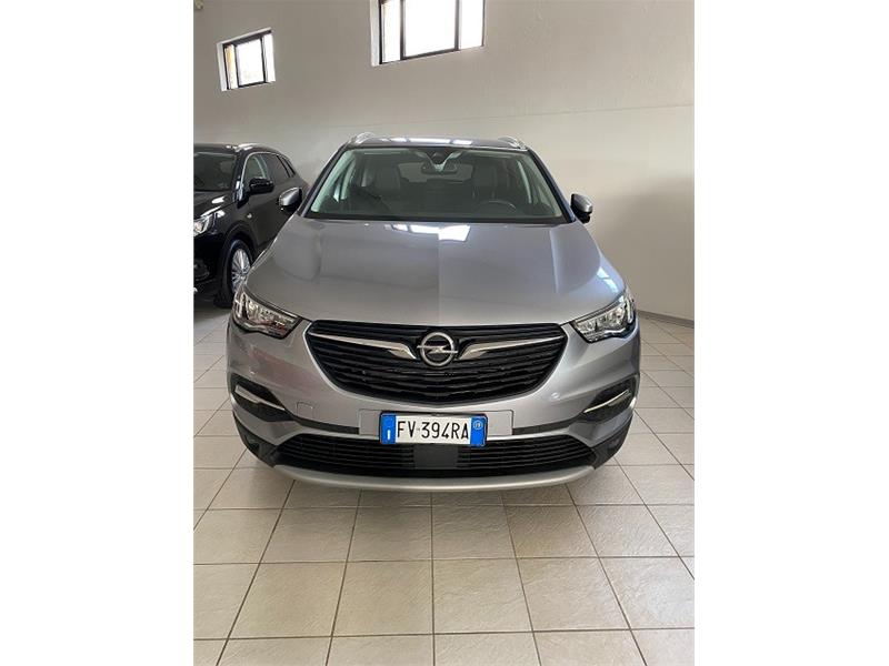 Emmeauto autosalone plurimarche vendita auto Nuove, usate, km0 e aziendali