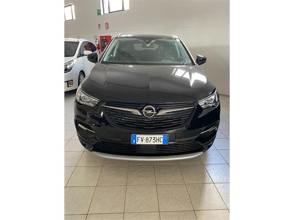 Emmeauto autosalone plurimarche vendita auto Nuove, usate, km0 e aziendali