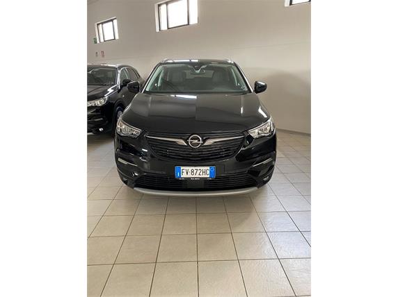 Emmeauto autosalone plurimarche vendita auto Nuove, usate, km0 e aziendali