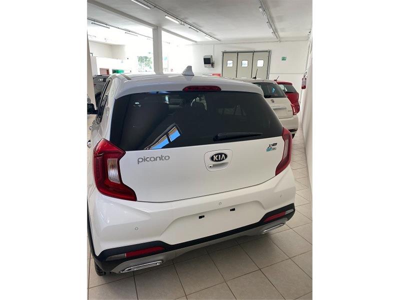 Emmeauto autosalone plurimarche vendita auto Nuove, usate, km0 e aziendali