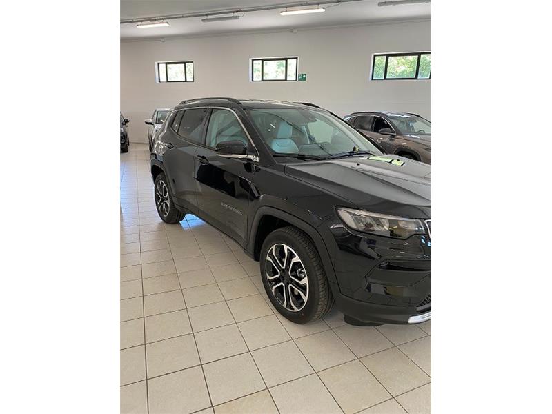 Emmeauto autosalone plurimarche vendita auto Nuove, usate, km0 e aziendali