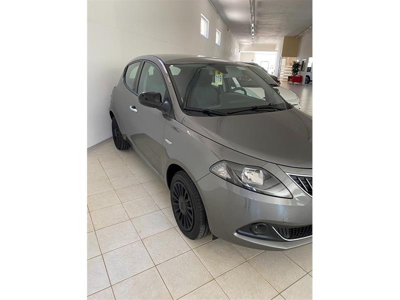 Emmeauto autosalone plurimarche vendita auto Nuove, usate, km0 e aziendali