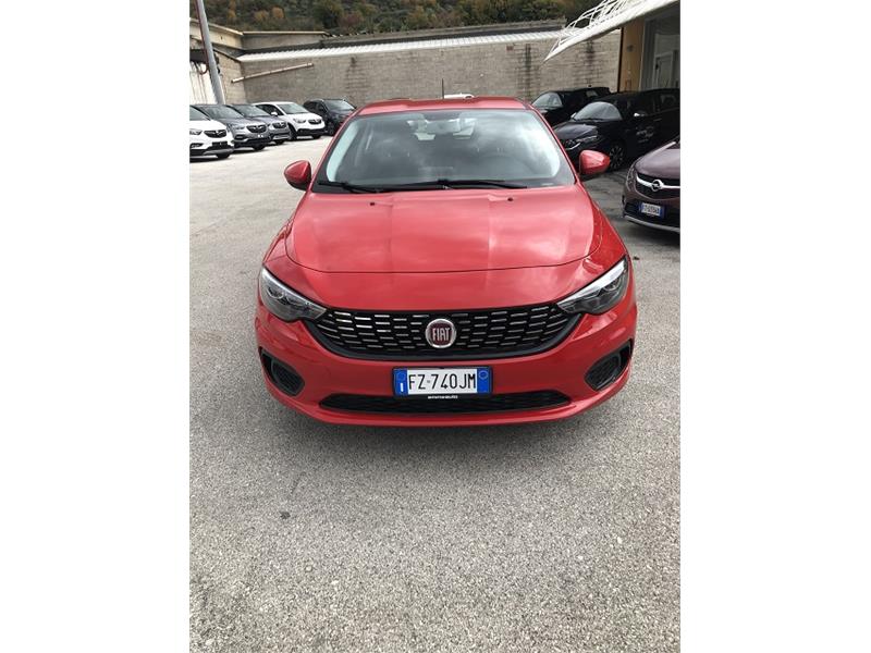Emmeauto autosalone plurimarche vendita auto Nuove, usate, km0 e aziendali
